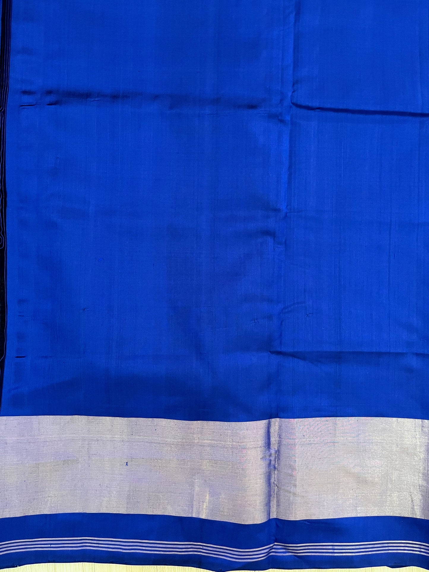 Magnetic Blue Rajkot Patola Single Ikat Mulberry Silk Saree