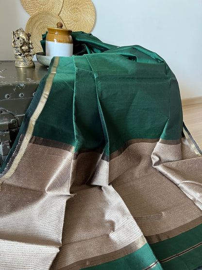 Bottle Green Thin Border Maheshwari Saree