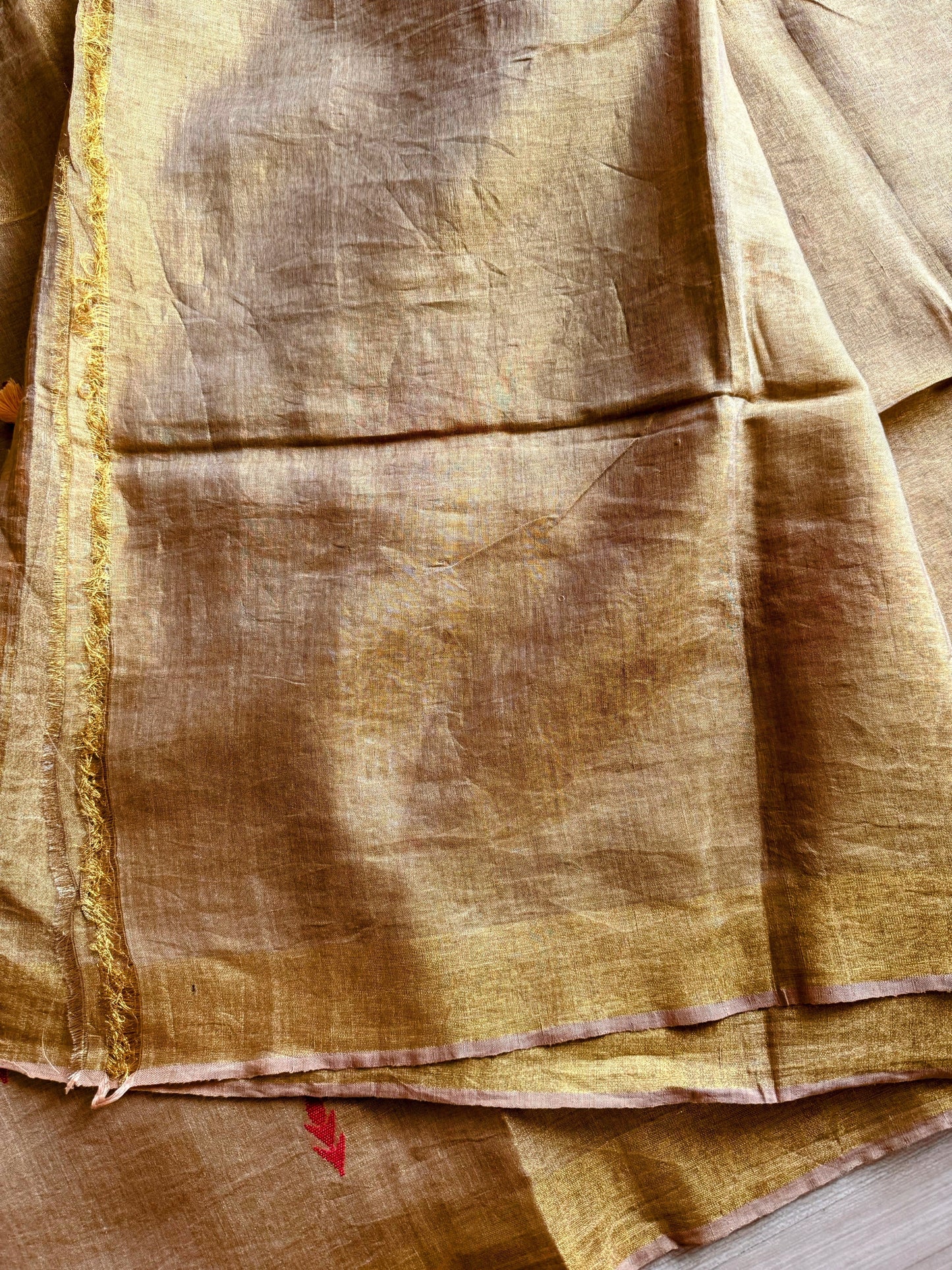 Molten Gold Linen Tissue Jamdani Saree