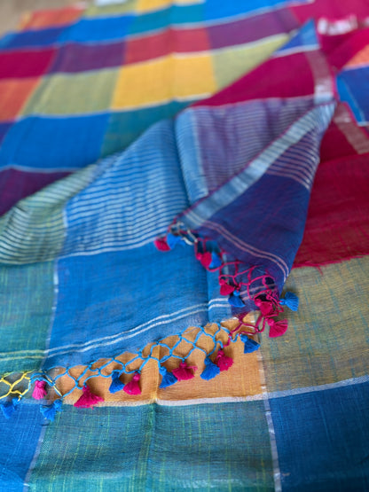Red, Blue and Purple Linen Check Saree