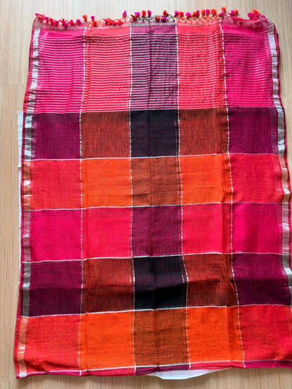 Browns, Pinks and Reds Linen Check Saree