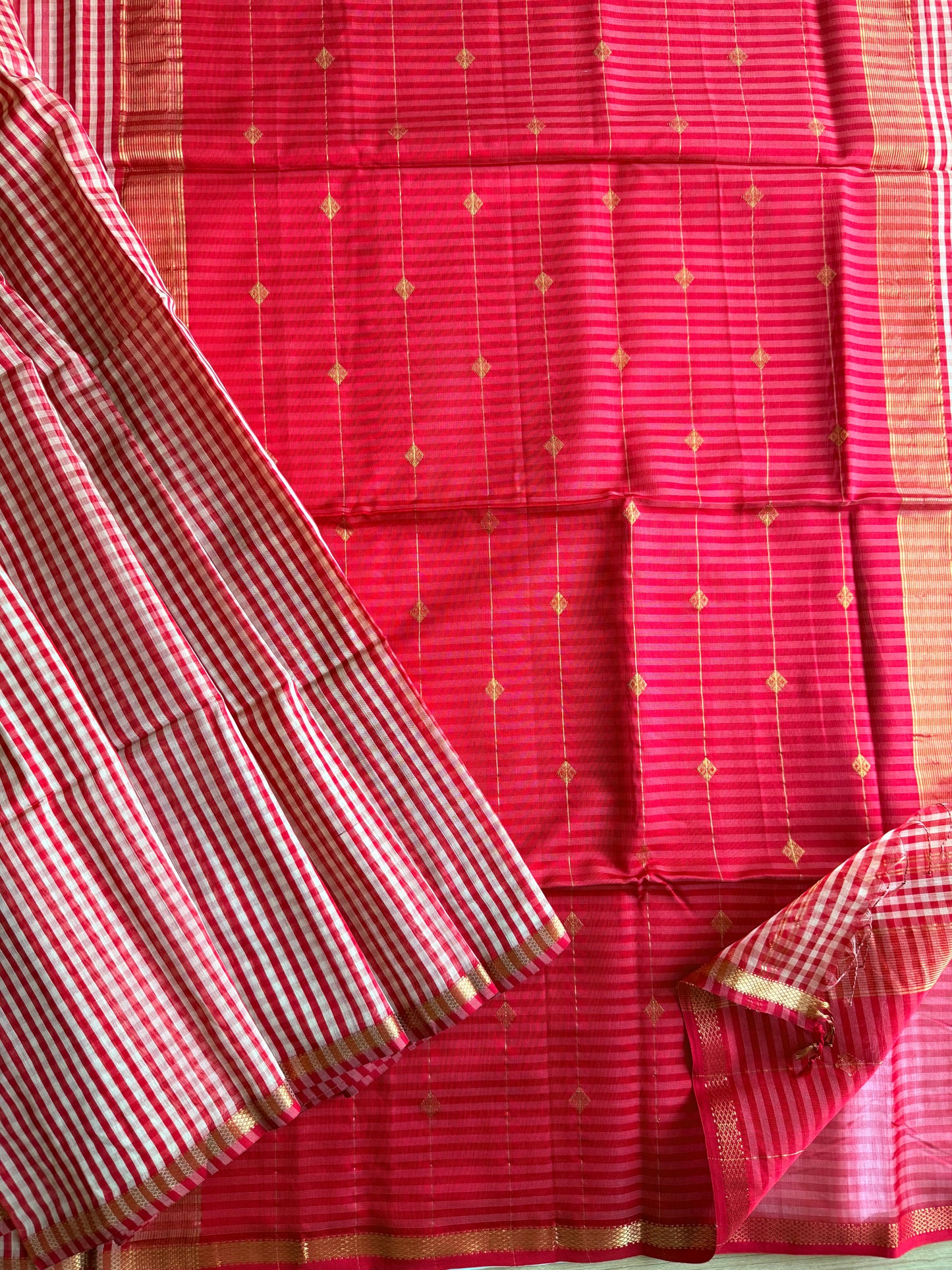Red Checkered Maheshwari Saree