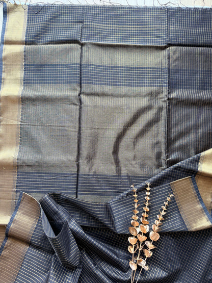 Black and Gold Checks Maheshwari Saree