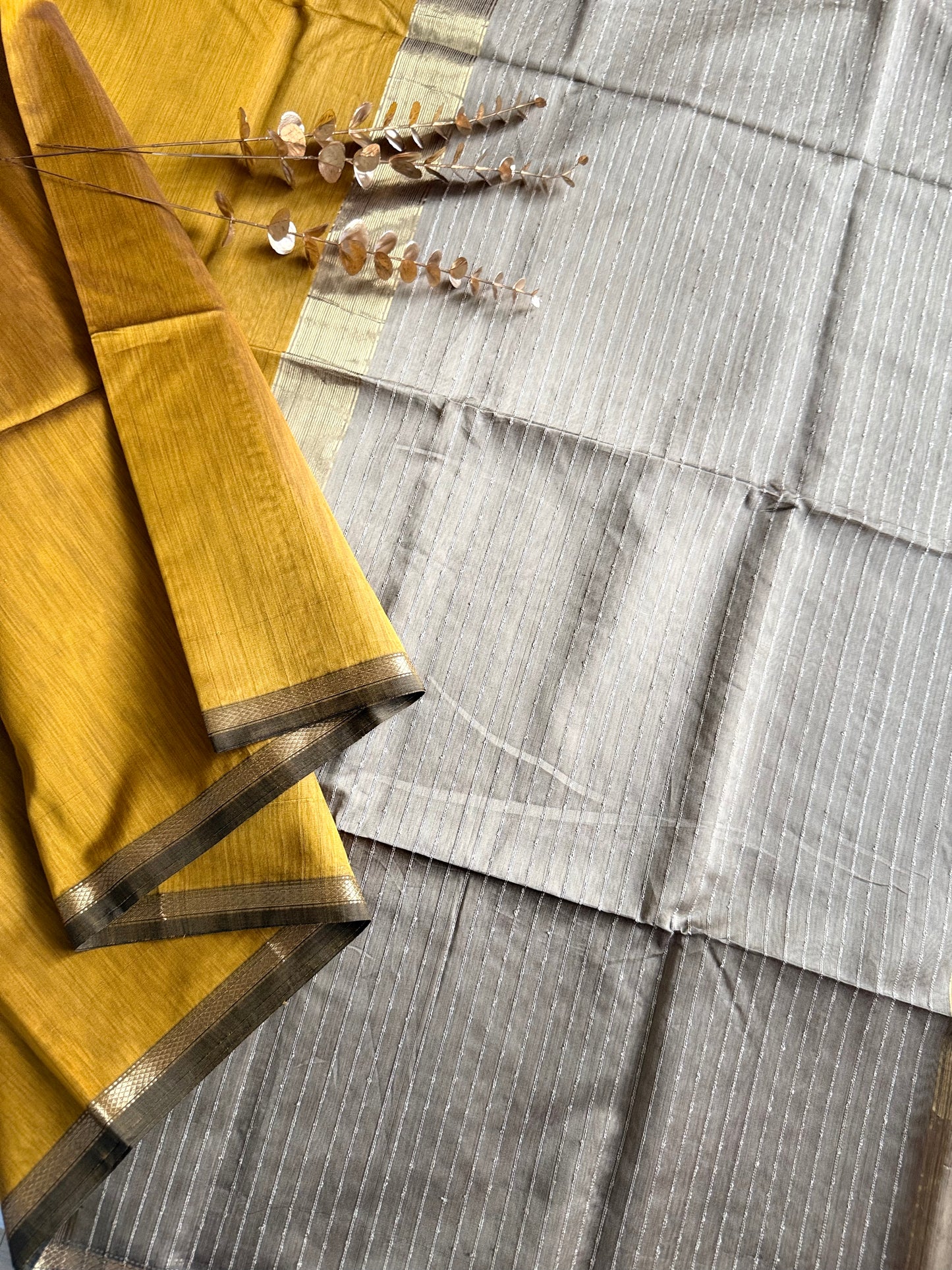 Mustard Yellow Thin Border Maheshwari Saree