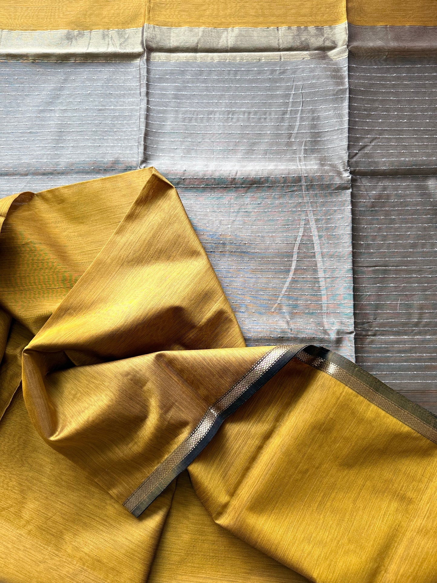Mustard Yellow Thin Border Maheshwari Saree