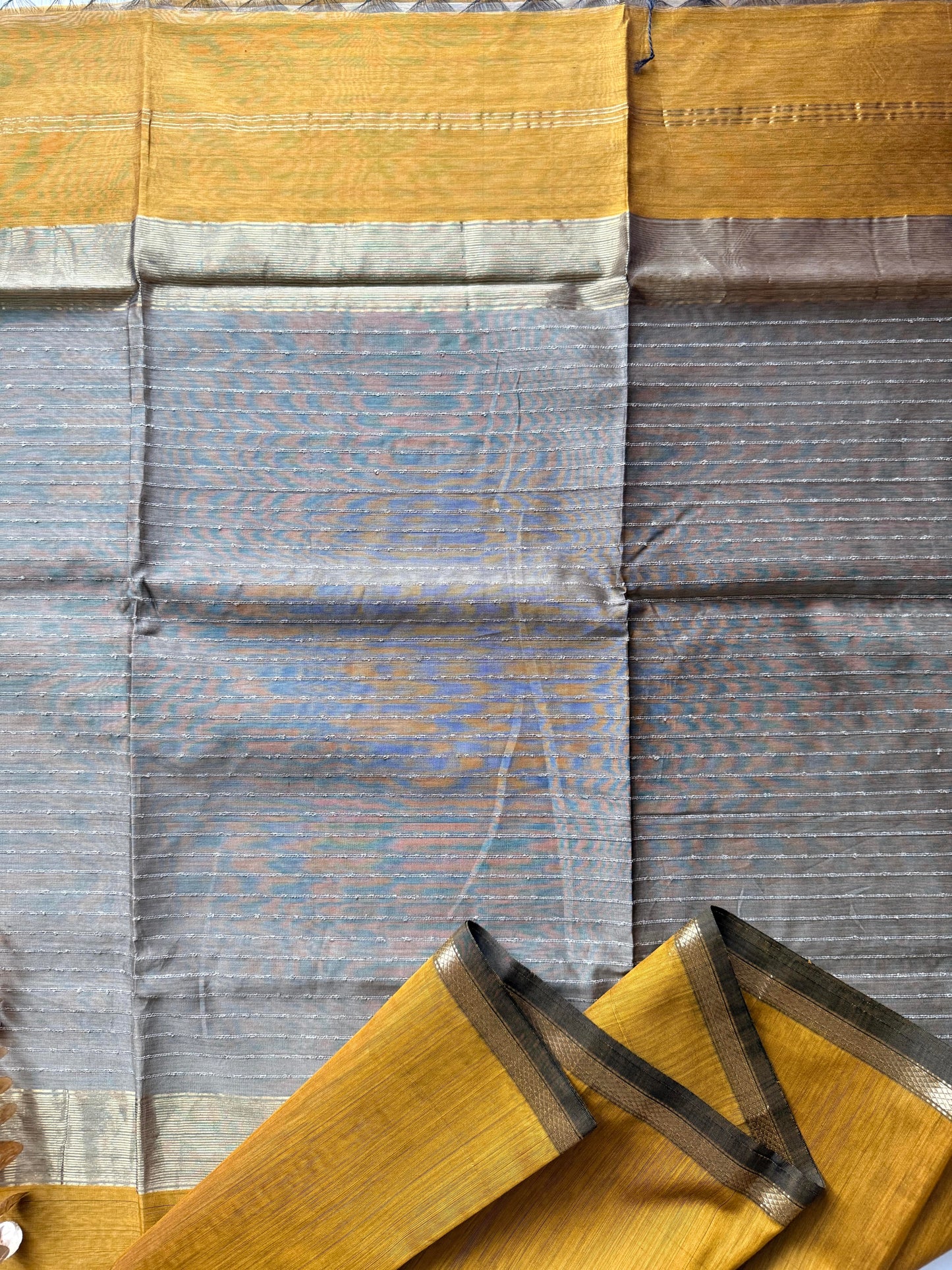 Mustard Yellow Thin Border Maheshwari Saree