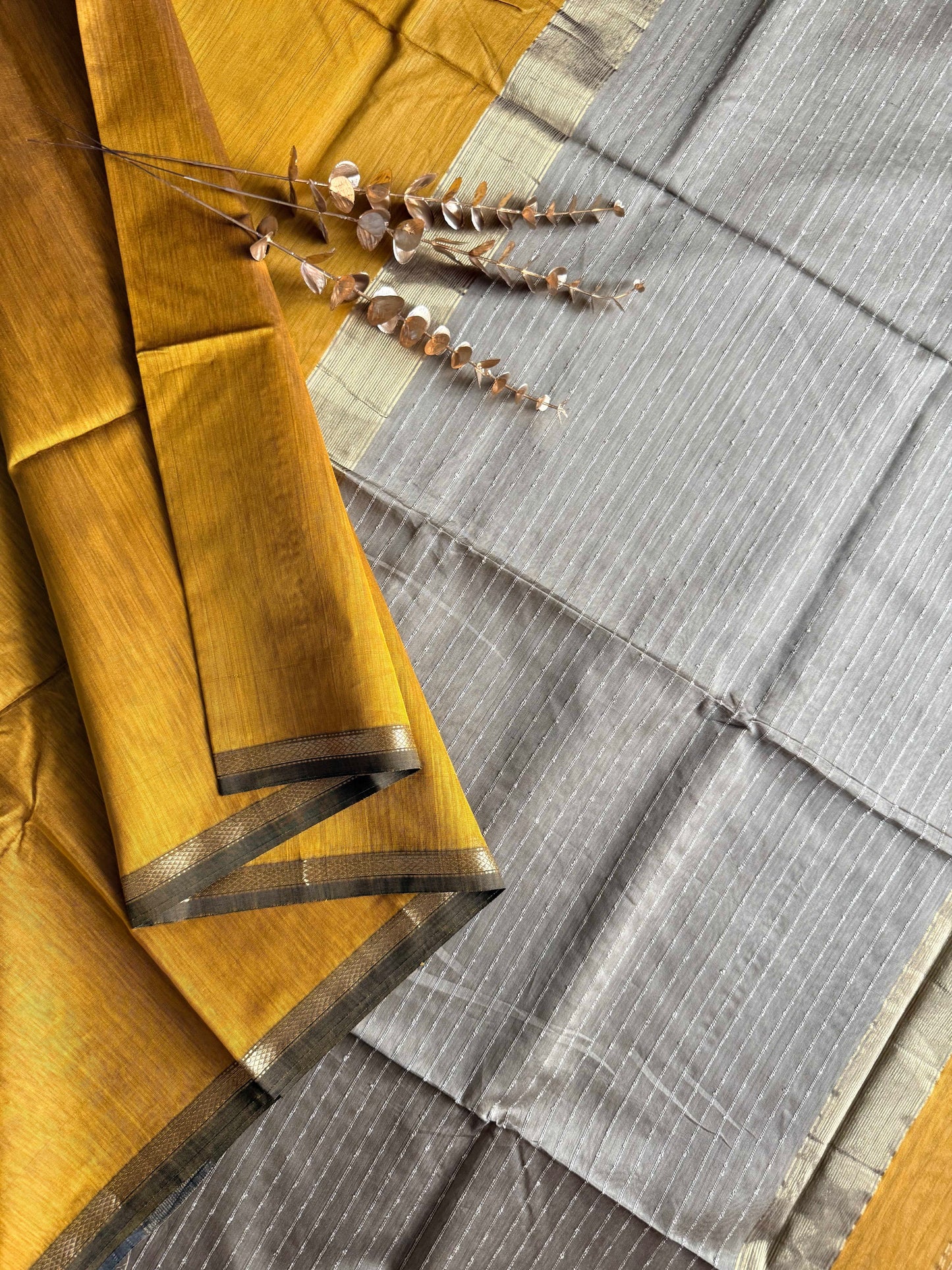 Mustard Yellow Thin Border Maheshwari Saree