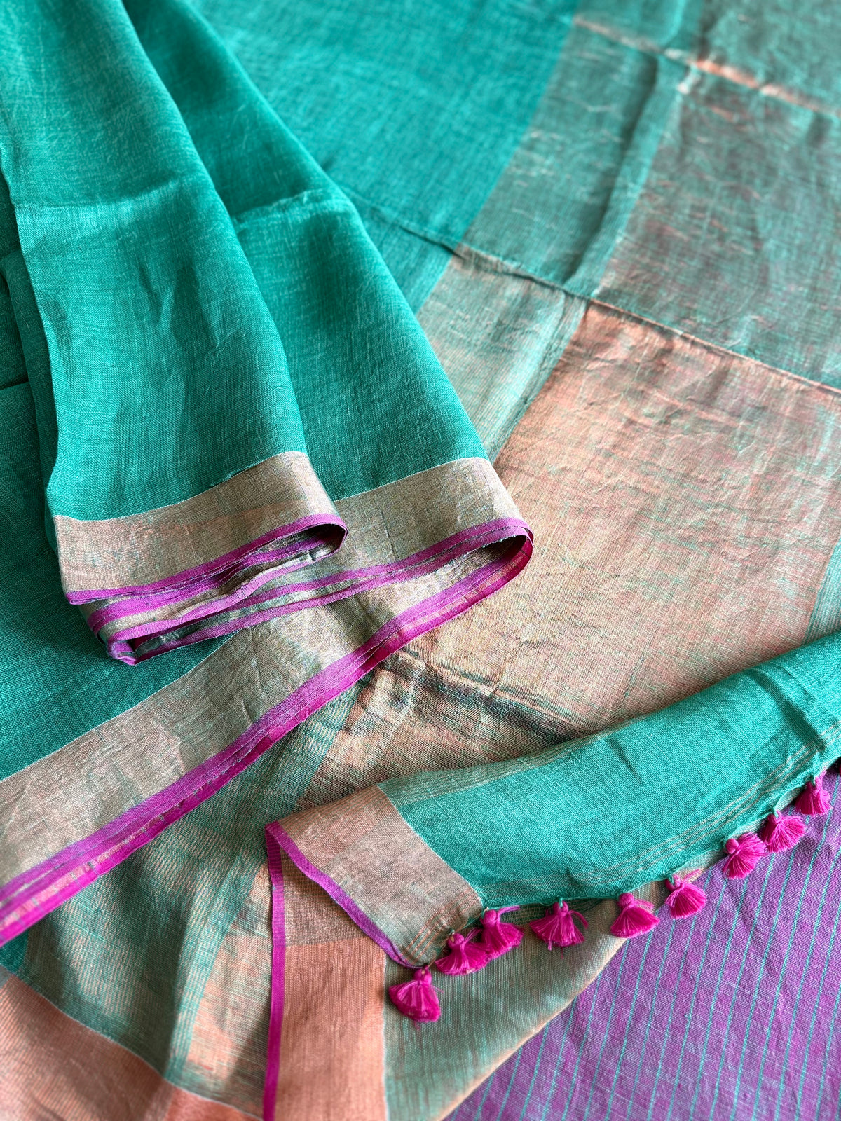 Green & Fuchsia Linen Saree