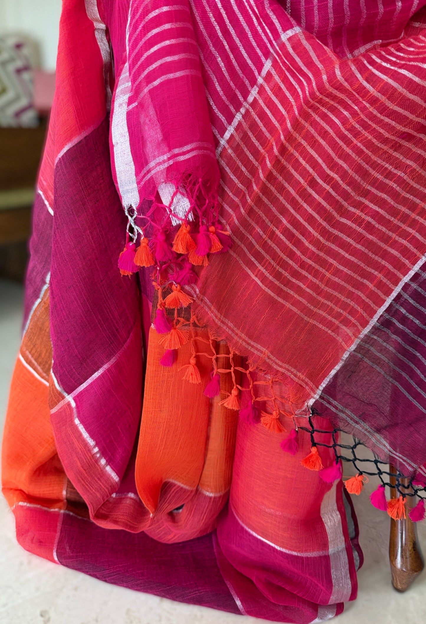Browns, Pinks and Reds Linen Check Saree