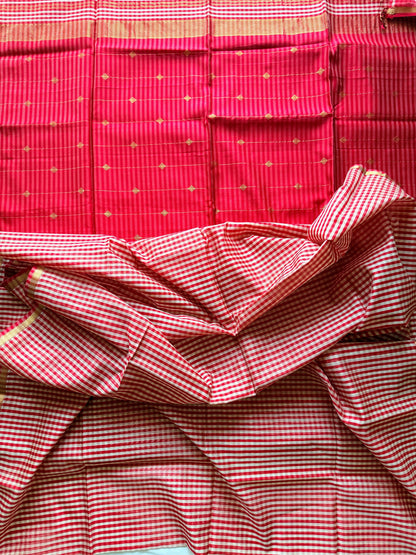 Red Checkered Maheshwari Saree