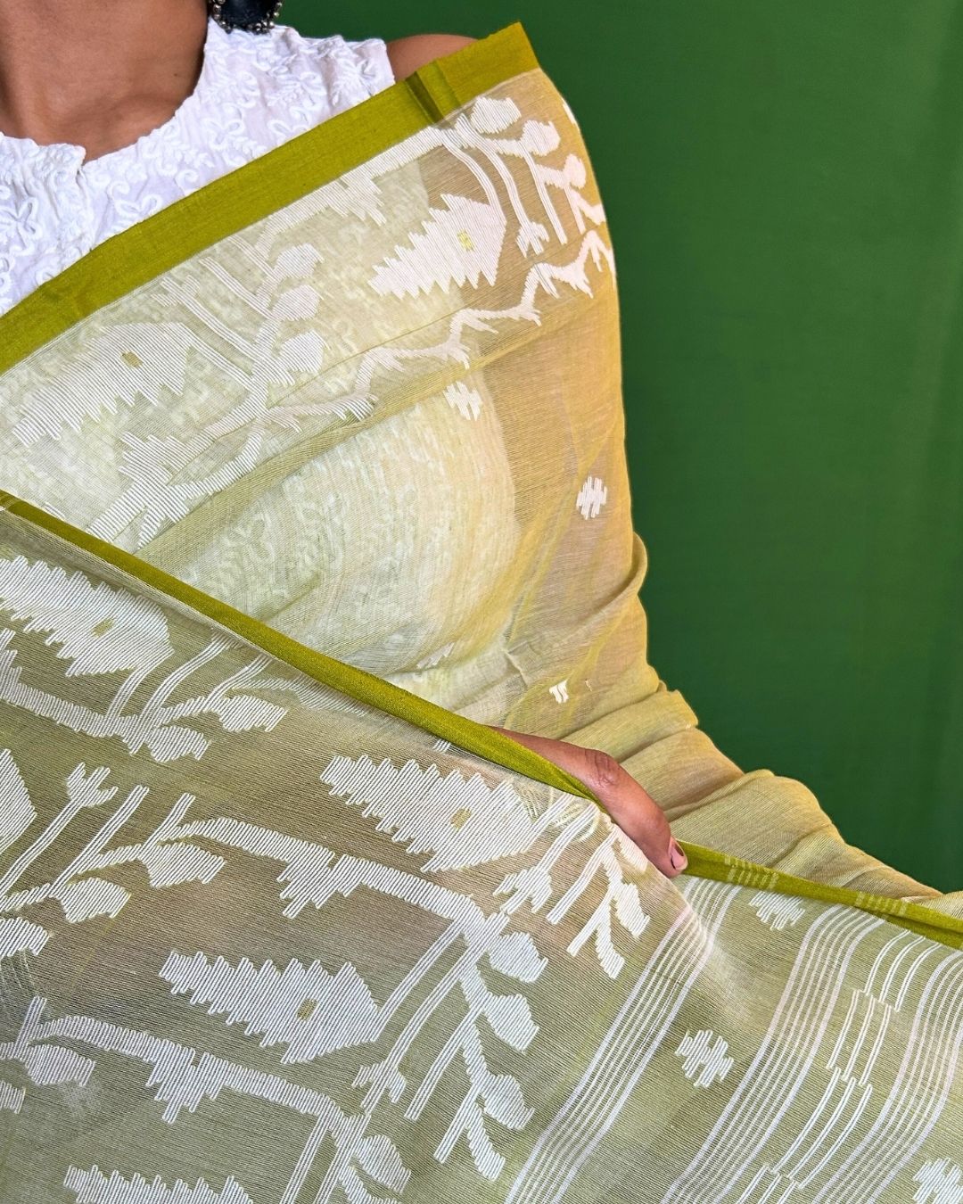 Green and White Cotton Jamdani Saree