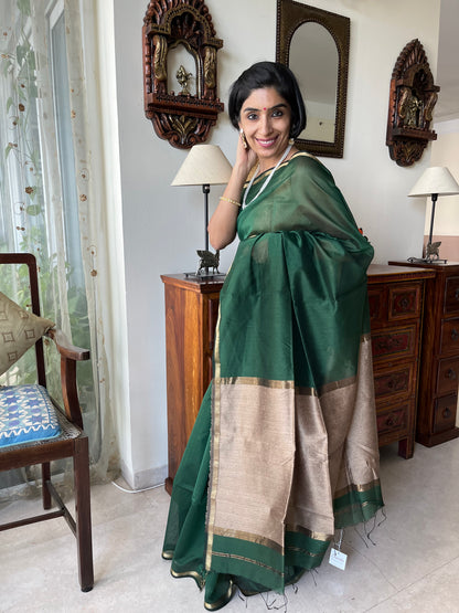 Bottle Green Thin Border Maheshwari Saree