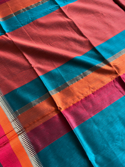 Vibrant Blue Double Border Maheshwari Saree